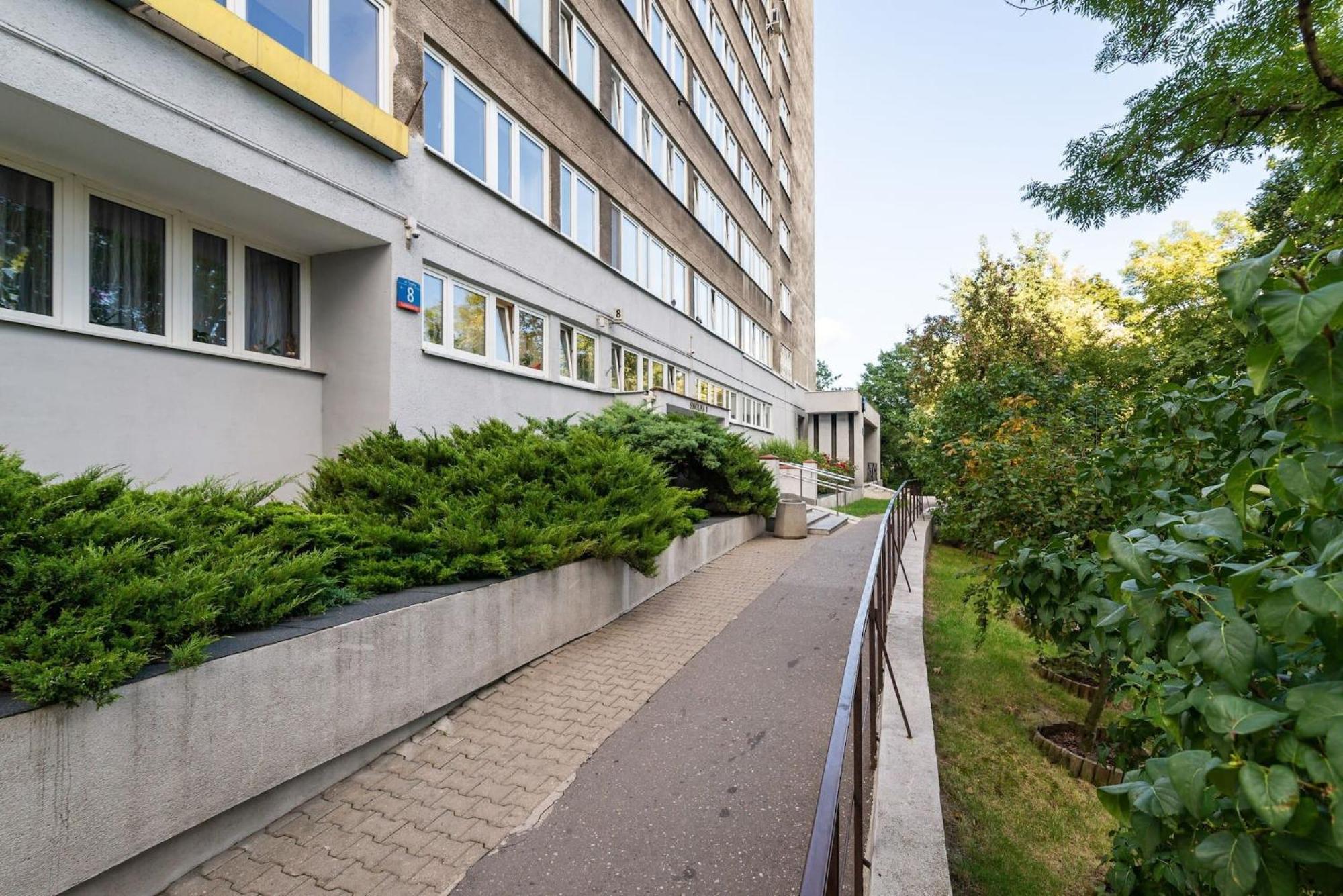 Smolna 8 - Warm Apartment With Balcony By Noclegi Renters Warschau Exterior foto